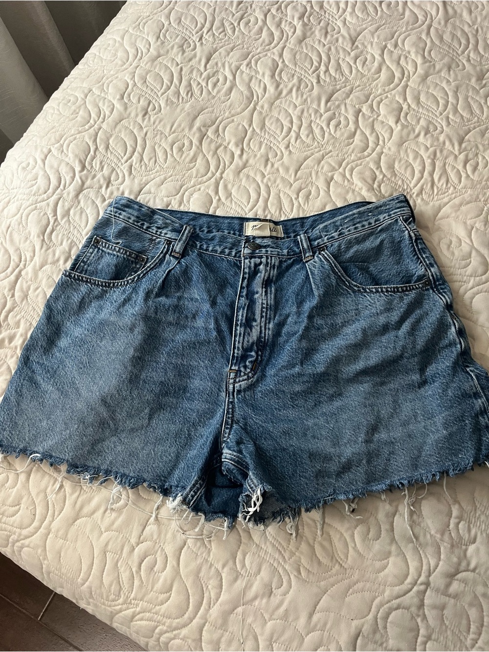 Madewell Pleated DENIM SHORTS Size 31